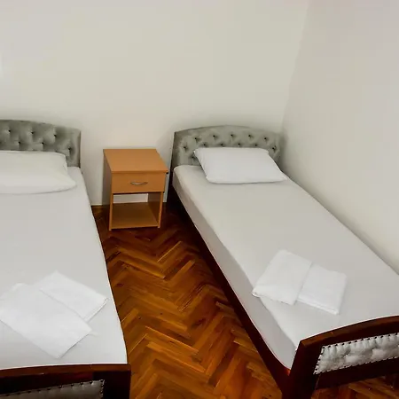 Apartments Minja S Petrovac Exterior photo